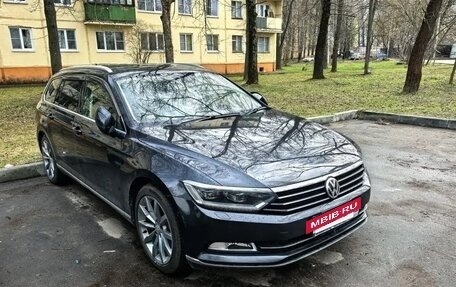 Volkswagen Passat B8 рестайлинг, 2017 год, 2 099 000 рублей, 2 фотография