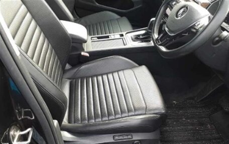 Volkswagen Passat B8 рестайлинг, 2017 год, 2 099 000 рублей, 17 фотография