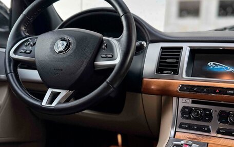 Jaguar XF I рестайлинг, 2013 год, 1 350 000 рублей, 15 фотография