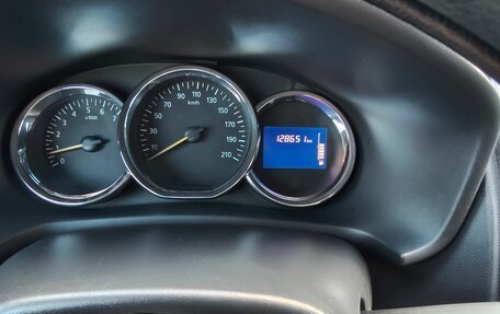 Renault Logan II, 2016 год, 685 000 рублей, 20 фотография