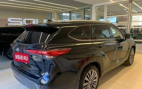 Toyota Highlander, 2021 год, 5 710 500 рублей, 4 фотография