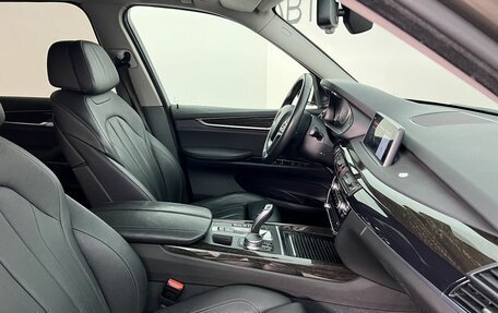 BMW X5, 2017 год, 4 250 000 рублей, 14 фотография