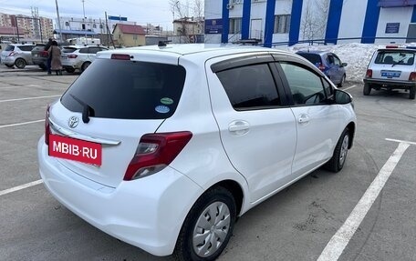 Toyota Vitz, 2014 год, 780 000 рублей, 4 фотография