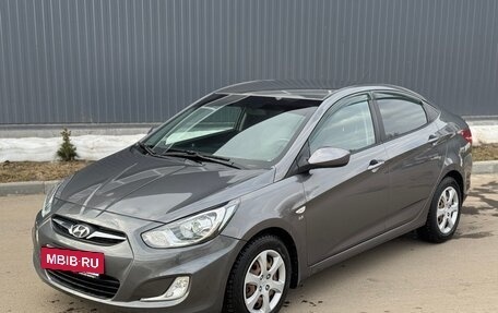 Hyundai Solaris II рестайлинг, 2014 год, 850 000 рублей, 2 фотография