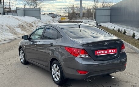 Hyundai Solaris II рестайлинг, 2014 год, 850 000 рублей, 4 фотография