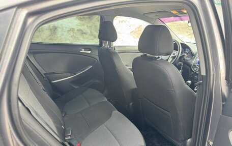 Hyundai Solaris II рестайлинг, 2014 год, 850 000 рублей, 18 фотография