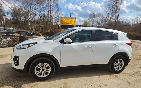 KIA Sportage IV рестайлинг, 2016 год, 1 700 000 рублей, 2 фотография