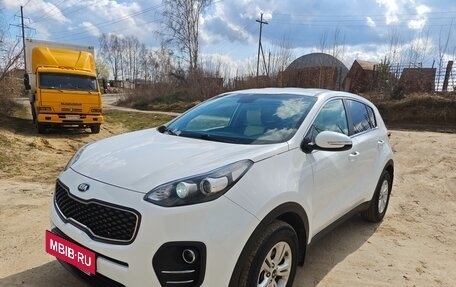 KIA Sportage IV рестайлинг, 2016 год, 1 700 000 рублей, 3 фотография