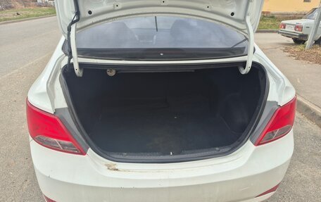 Hyundai Solaris II рестайлинг, 2015 год, 465 000 рублей, 15 фотография