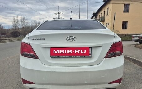 Hyundai Solaris II рестайлинг, 2015 год, 465 000 рублей, 4 фотография