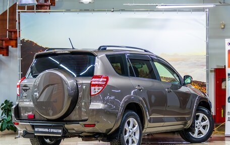 Toyota RAV4, 2011 год, 1 360 000 рублей, 6 фотография