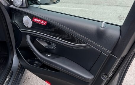 Mercedes-Benz E-Класс, 2018 год, 3 150 000 рублей, 8 фотография