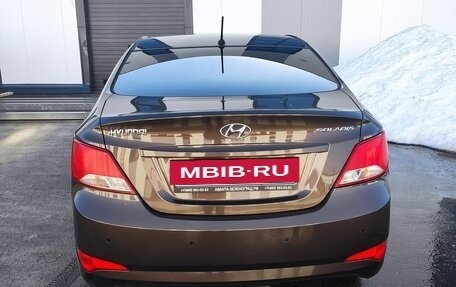 Hyundai Solaris II рестайлинг, 2015 год, 960 000 рублей, 2 фотография