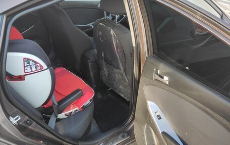 Hyundai Solaris II рестайлинг, 2015 год, 960 000 рублей, 7 фотография