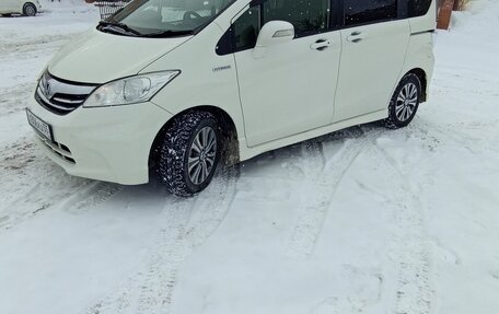 Honda Freed I, 2012 год, 1 250 000 рублей, 3 фотография