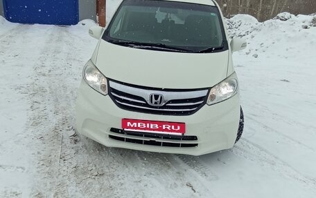 Honda Freed I, 2012 год, 1 250 000 рублей, 2 фотография