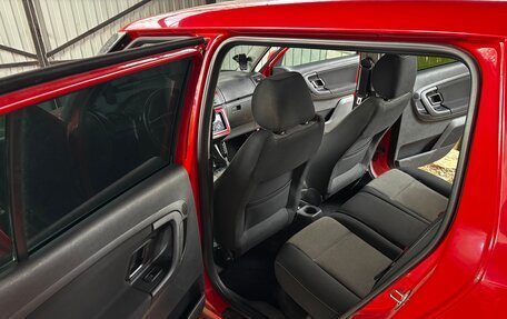 Skoda Fabia II, 2010 год, 650 000 рублей, 14 фотография