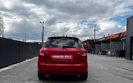 Skoda Fabia II, 2010 год, 650 000 рублей, 2 фотография