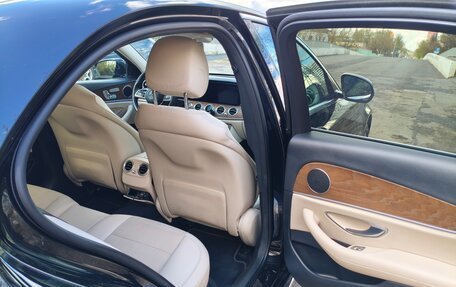 Mercedes-Benz E-Класс, 2018 год, 3 299 000 рублей, 18 фотография