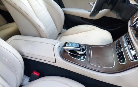 Mercedes-Benz E-Класс, 2018 год, 3 299 000 рублей, 10 фотография