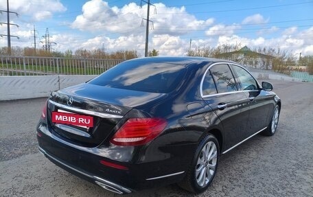 Mercedes-Benz E-Класс, 2018 год, 3 299 000 рублей, 5 фотография