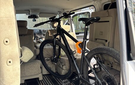 Volkswagen Transporter T6 рестайлинг, 2017 год, 3 600 000 рублей, 13 фотография