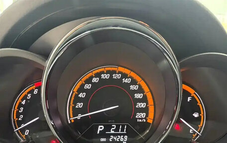 Toyota Yaris XP150 рестайлинг, 2022 год, 1 200 888 рублей, 12 фотография