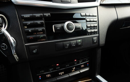 Mercedes-Benz E-Класс, 2012 год, 1 450 000 рублей, 20 фотография