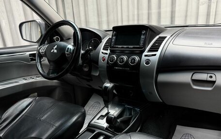 Mitsubishi Pajero Sport II рестайлинг, 2014 год, 1 879 000 рублей, 8 фотография