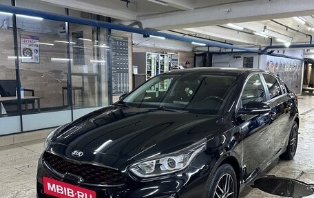 KIA Cerato IV, 2019 год, 1 900 000 рублей, 2 фотография