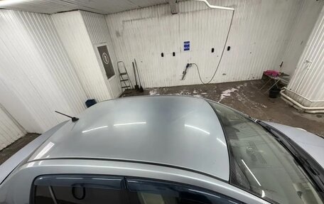 Nissan Tiida, 2004 год, 500 000 рублей, 5 фотография