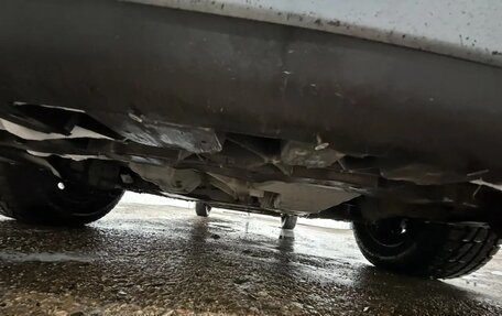 Nissan Tiida, 2004 год, 500 000 рублей, 8 фотография