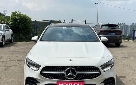 Mercedes-Benz A-Класс, 2022 год, 2 155 000 рублей, 2 фотография