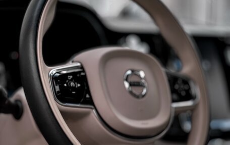 Volvo XC60 II, 2022 год, 6 200 000 рублей, 14 фотография