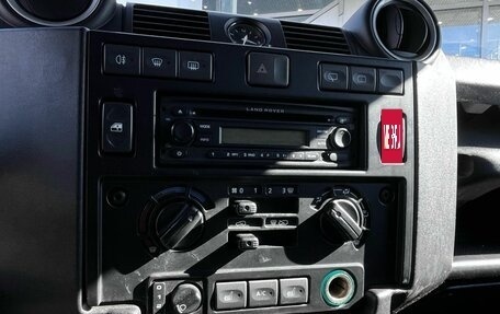 Land Rover Defender I, 2011 год, 2 100 000 рублей, 15 фотография