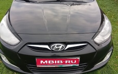 Hyundai Solaris II рестайлинг, 2013 год, 800 000 рублей, 1 фотография