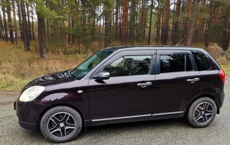 Mazda Verisa, 2005 год, 550 000 рублей, 2 фотография