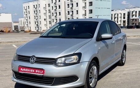 Volkswagen Polo VI (EU Market), 2015 год, 740 000 рублей, 1 фотография