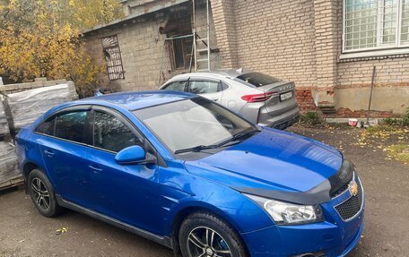 Chevrolet Cruze II, 2011 год, 630 000 рублей, 7 фотография