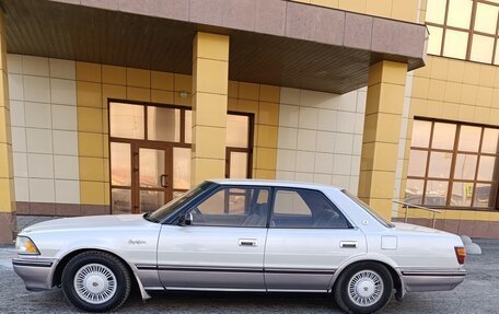Toyota Crown, 1990 год, 600 000 рублей, 5 фотография