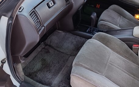 Toyota Crown, 1990 год, 600 000 рублей, 7 фотография