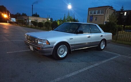 Toyota Crown, 1990 год, 600 000 рублей, 13 фотография