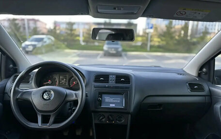 Volkswagen Polo VI (EU Market), 2015 год, 1 030 000 рублей, 7 фотография