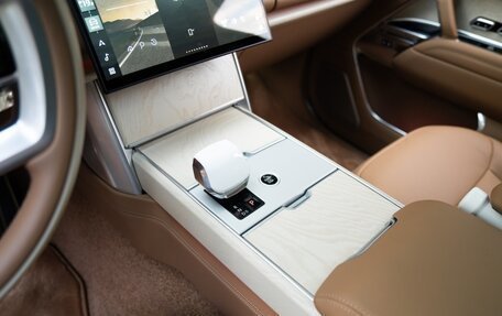 Land Rover Range Rover IV рестайлинг, 2025 год, 46 665 000 рублей, 21 фотография