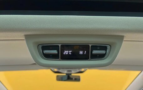 Mercedes-Benz V-Класс, 2025 год, 9 500 000 рублей, 20 фотография