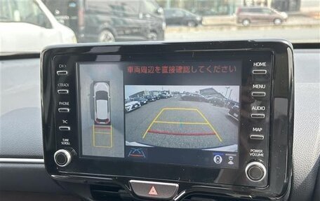 Toyota Yaris Cross, 2023 год, 1 597 000 рублей, 15 фотография