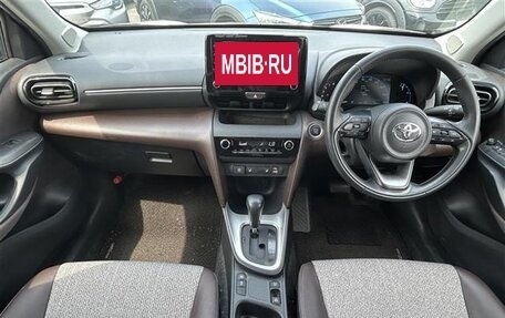 Toyota Yaris Cross, 2023 год, 1 597 000 рублей, 12 фотография