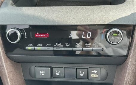 Toyota Yaris Cross, 2023 год, 1 597 000 рублей, 16 фотография