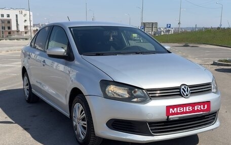 Volkswagen Polo VI (EU Market), 2015 год, 740 000 рублей, 2 фотография