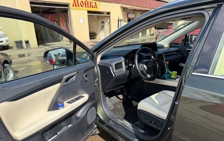 Lexus RX IV рестайлинг, 2019 год, 3 500 000 рублей, 7 фотография